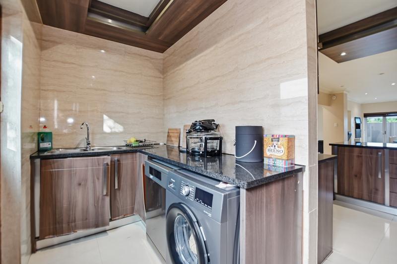 5 Bedroom Property for Sale in Parklands Western Cape